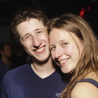 fetzn_fliegen_2015-10-17_03h27min34s.basti.web.jpg